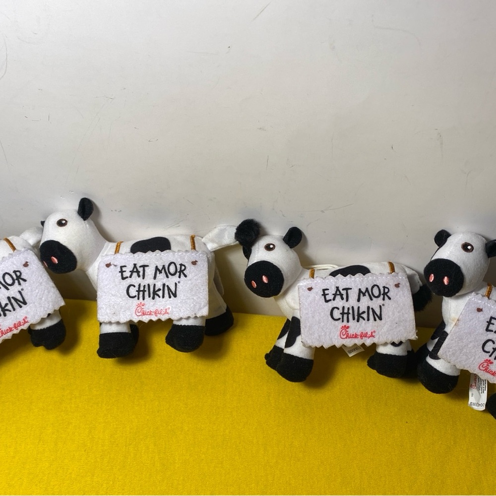 Chick-fil-A Plush Cow  - 'Eat Mor Chikin' (Black & White) - Picture 2 of 2